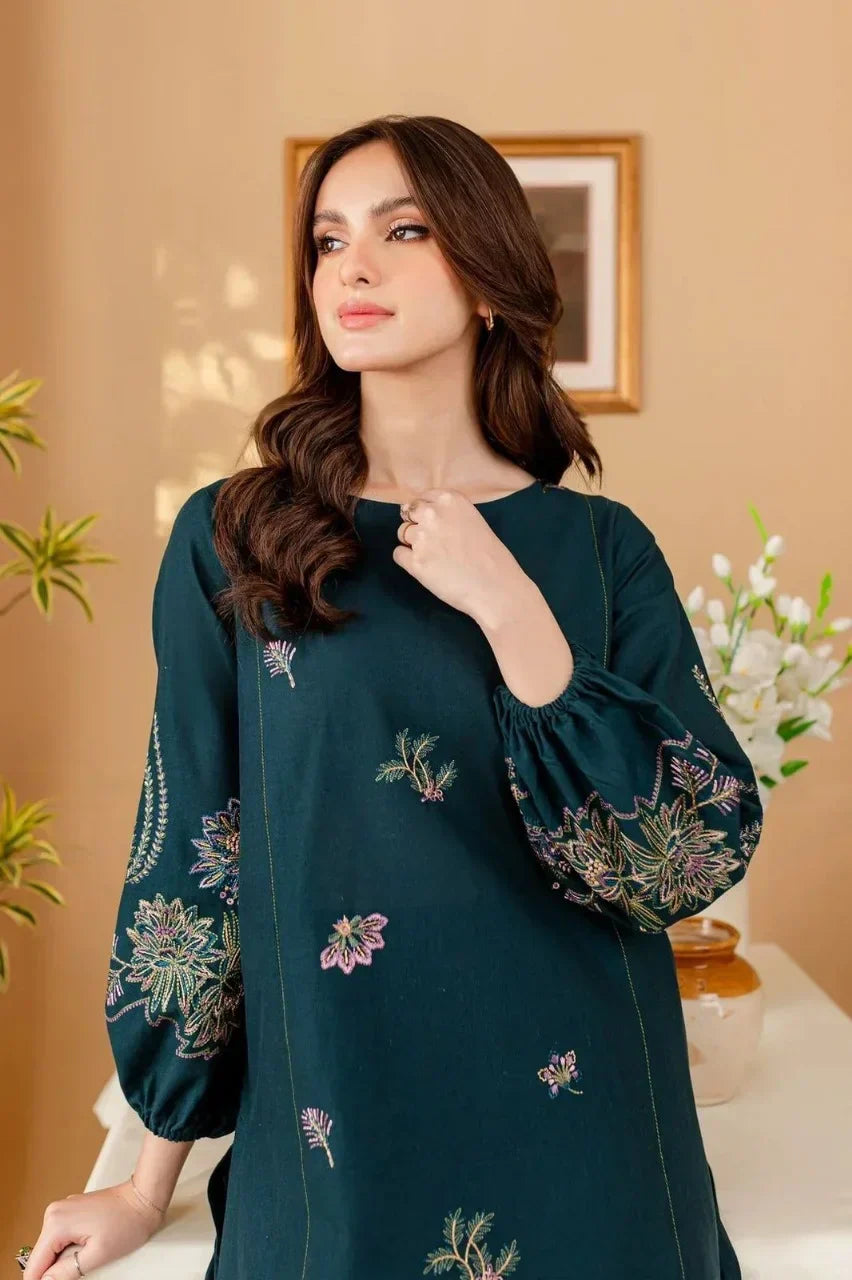 2pc Embroidery lawn SE 601